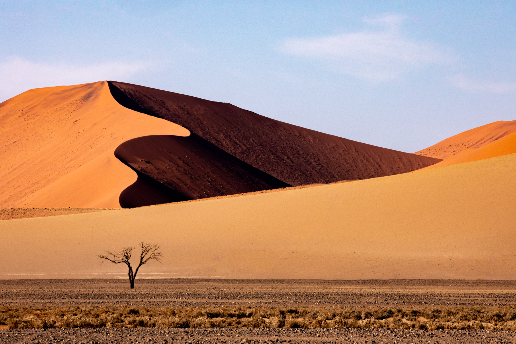 The simple beauty of landscape photography in Sossusvlei