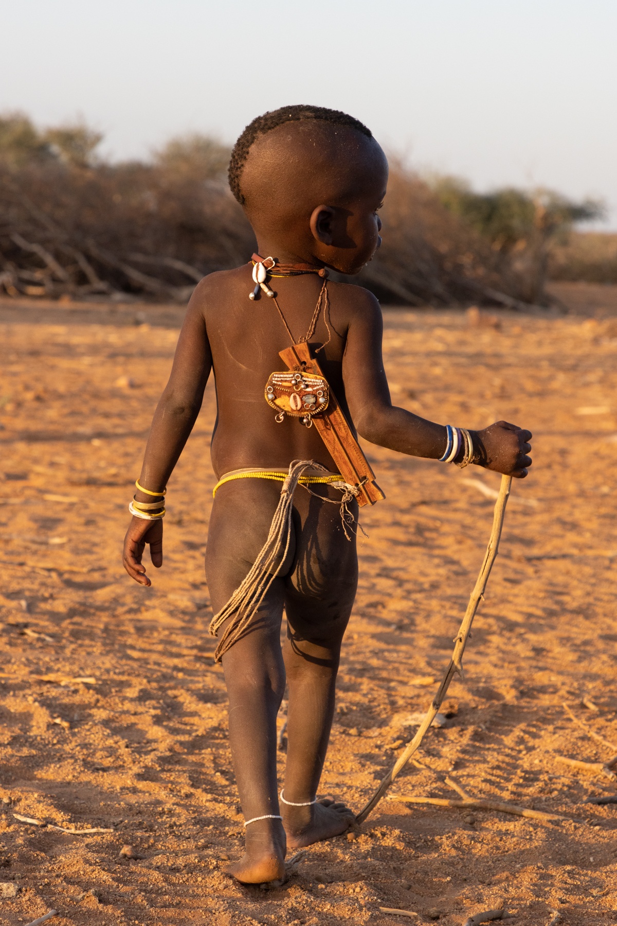 African tribe shop baby walking early