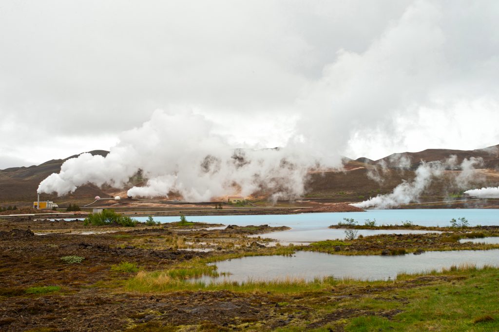 Geothermal energy plant at Lake Myvatn – Icelanders don’t rely as much on gas and electricity for power as some! (image by Mike Watson)