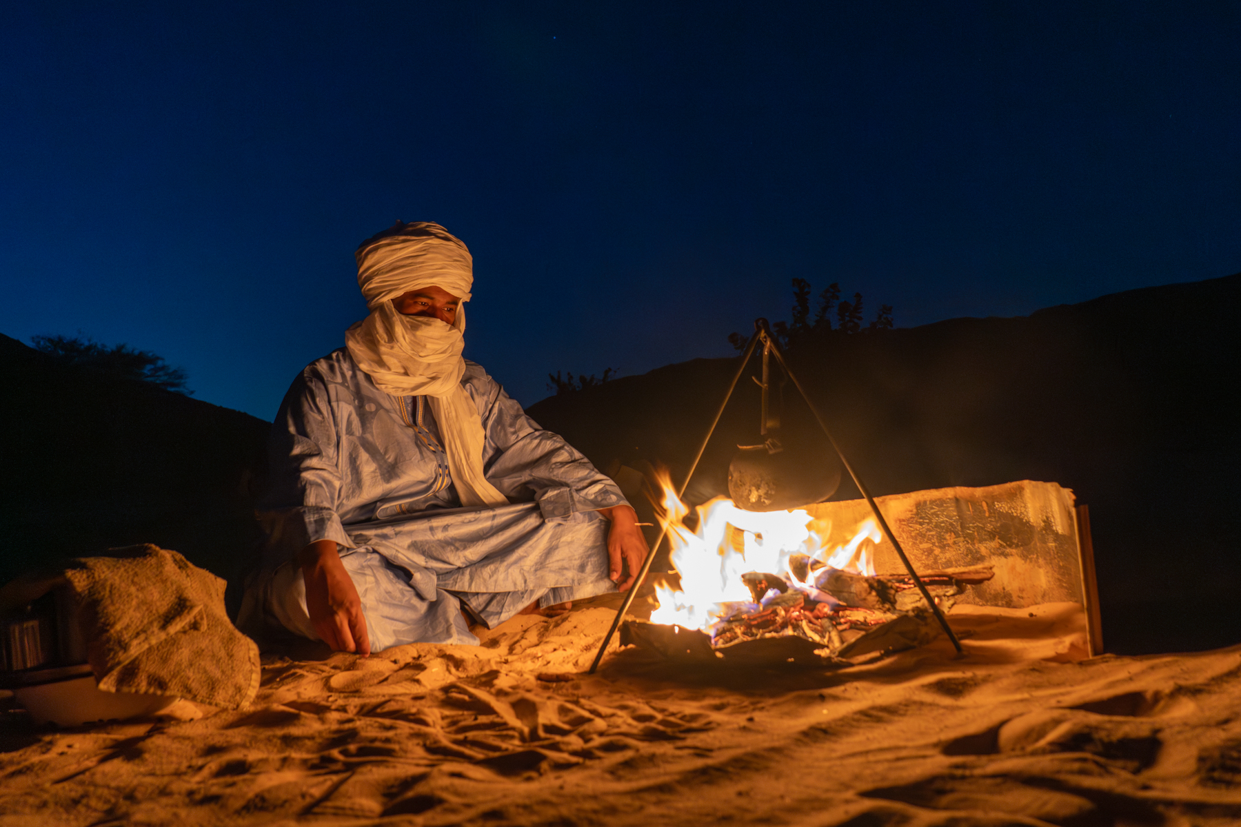 Tea in the Sahara (image by Inger Vandyke)