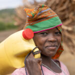 When we stopped to take a photo along the way, I met this friendly girl with her warm smile (image by Ingrid Koedood)