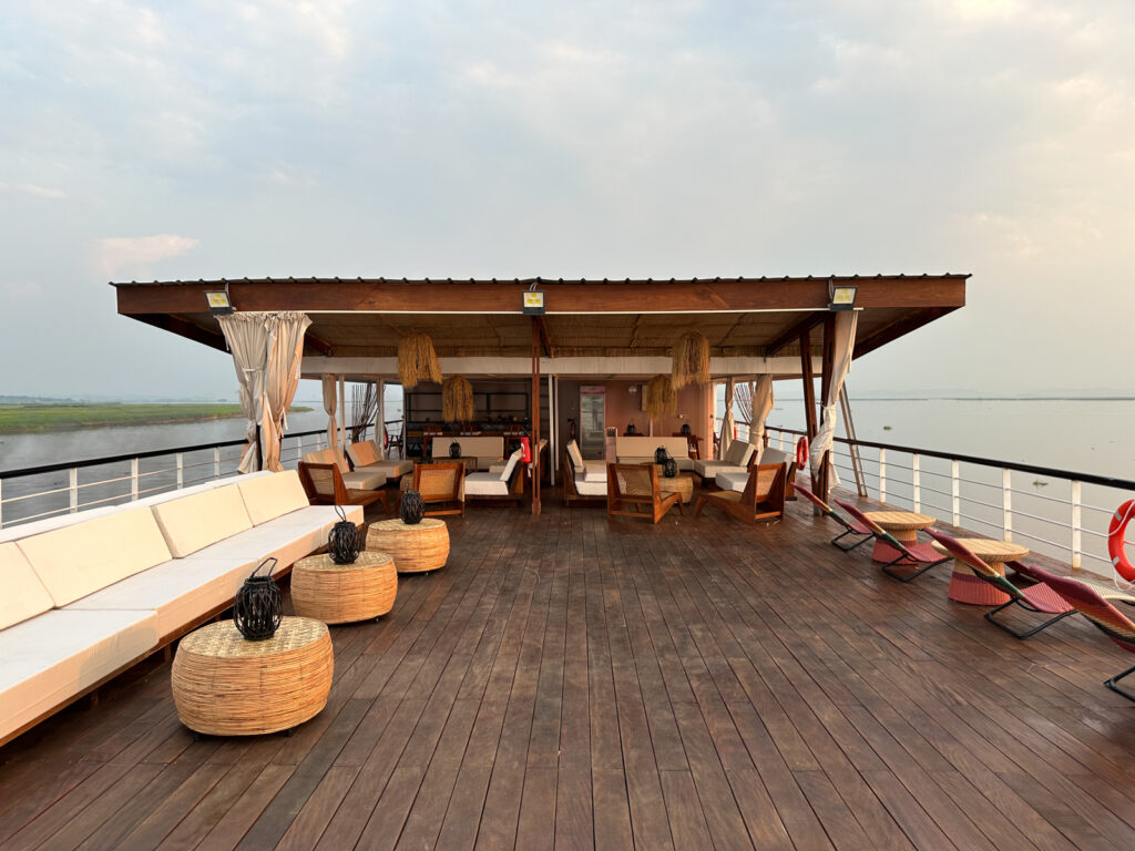 Late afternoon on the Observation Deck of the Princesse Ngalessa (image by Expeditions Ducret)