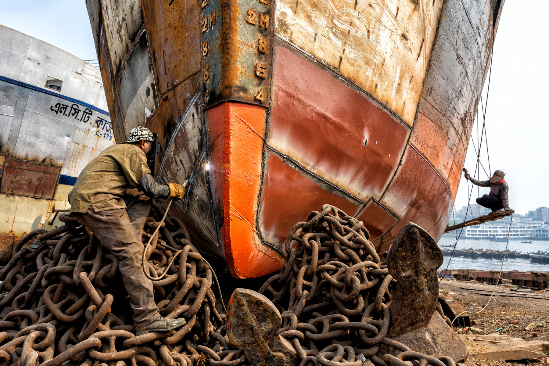 Ship breakers in Dhaka work to dismantle and rebuild many of the world's ships (image by Yousuf Tushar)