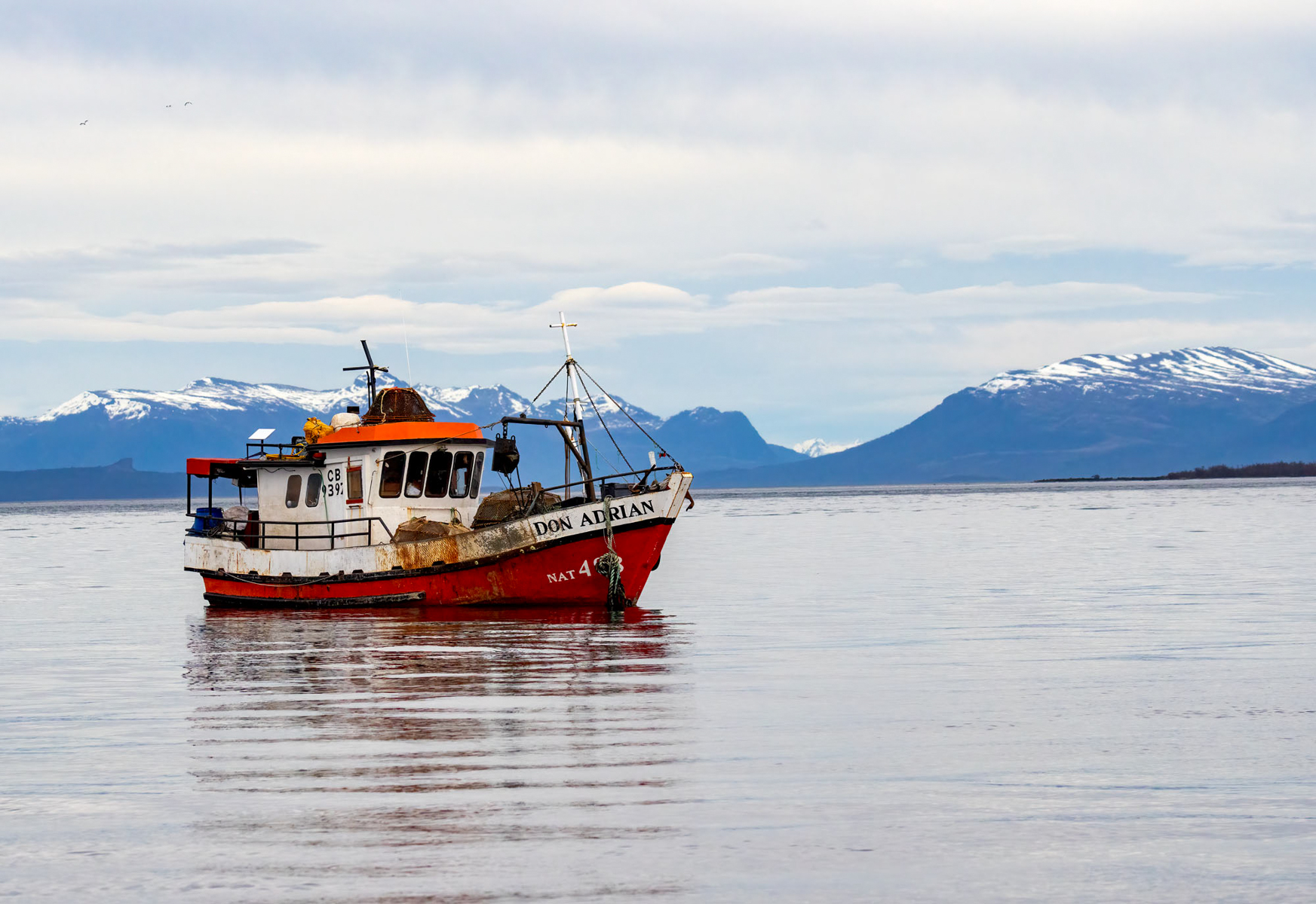 Wonderful old fishing trawler (image by Wild Images guest Stuart Hahn)