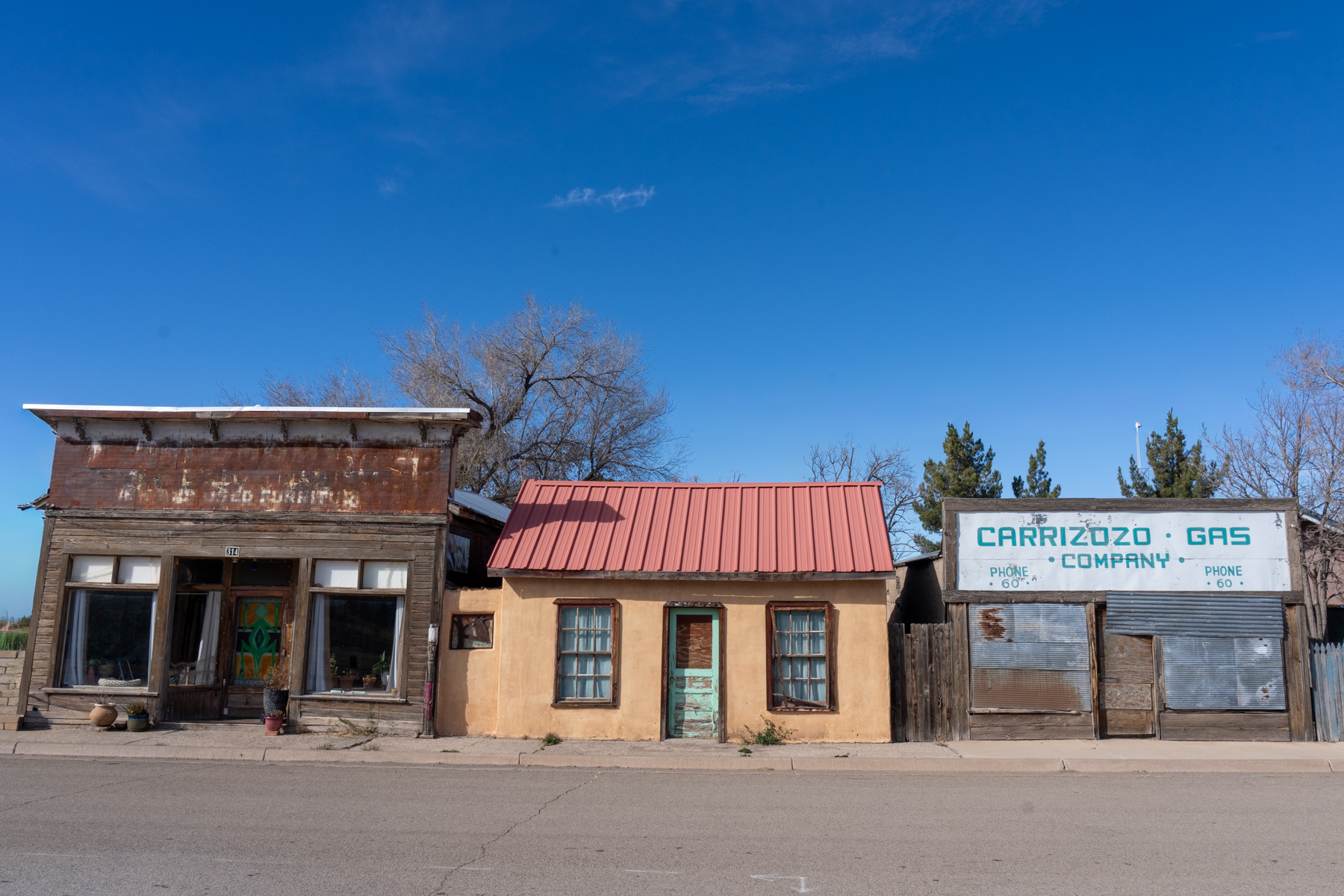A typical, quirky Carrizozo streetscape (image by Inger Vandyke)