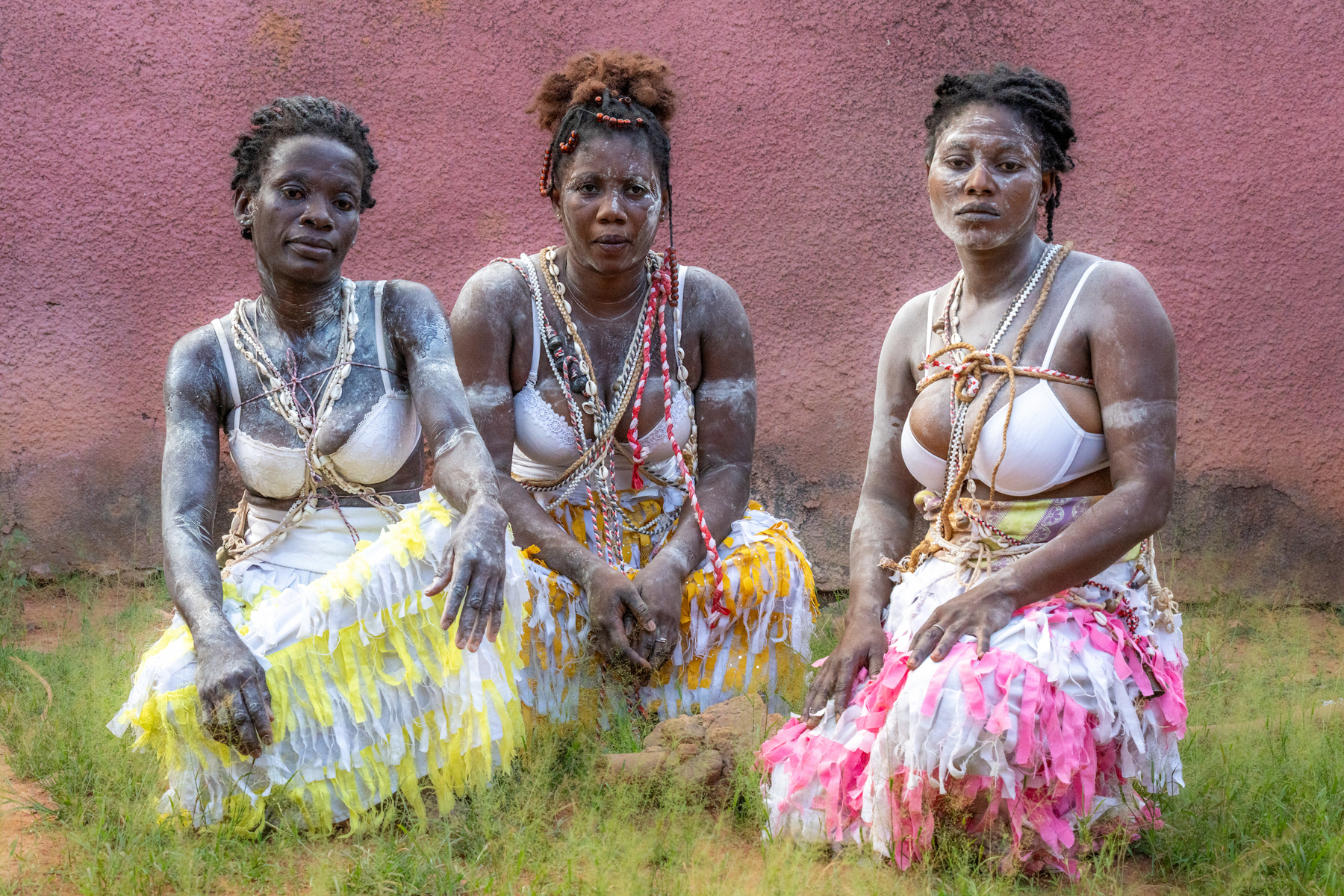 Komian women (image by Inger Vandyke)