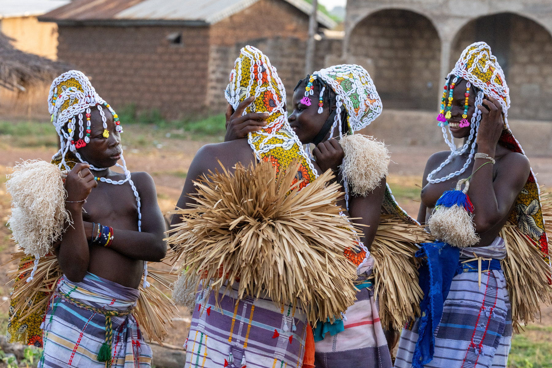 Laughing Ngoron girls (image by Inger Vandyke)