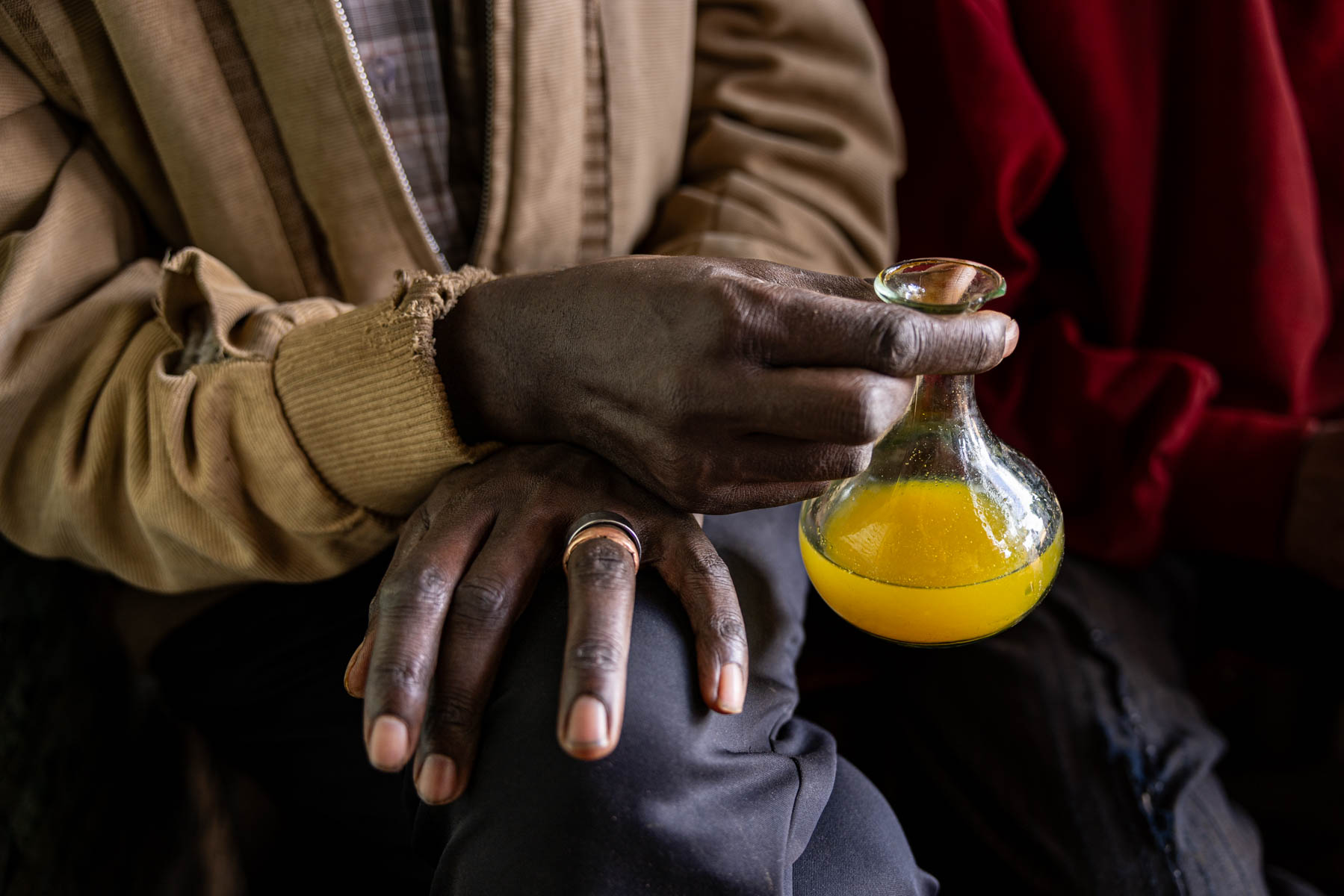 In a bar in Dorze, honey wine served in a small glass. (image by Ingrid Koedood)