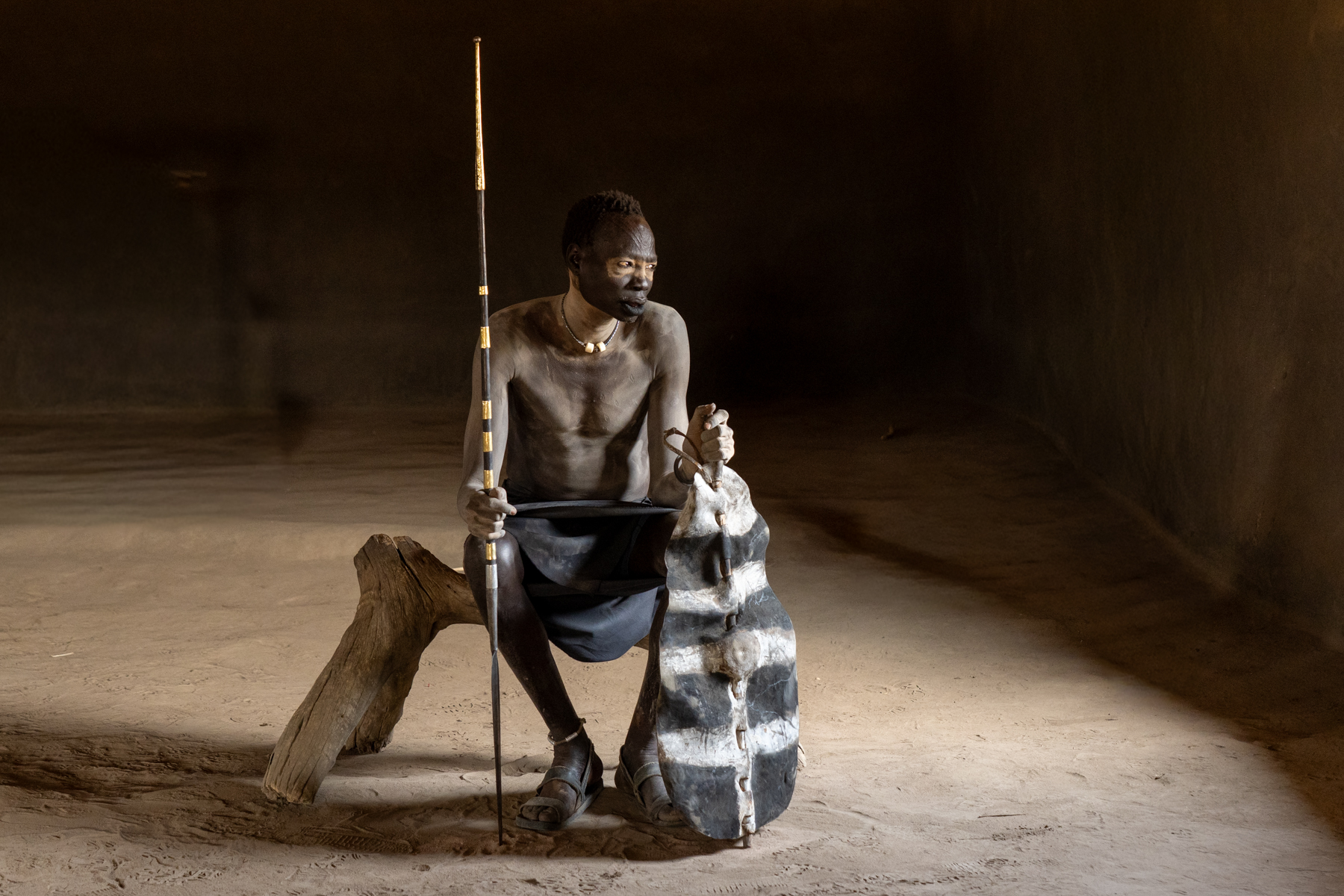 Mundari warrior with spear and shield (image by Inger Vandyke)