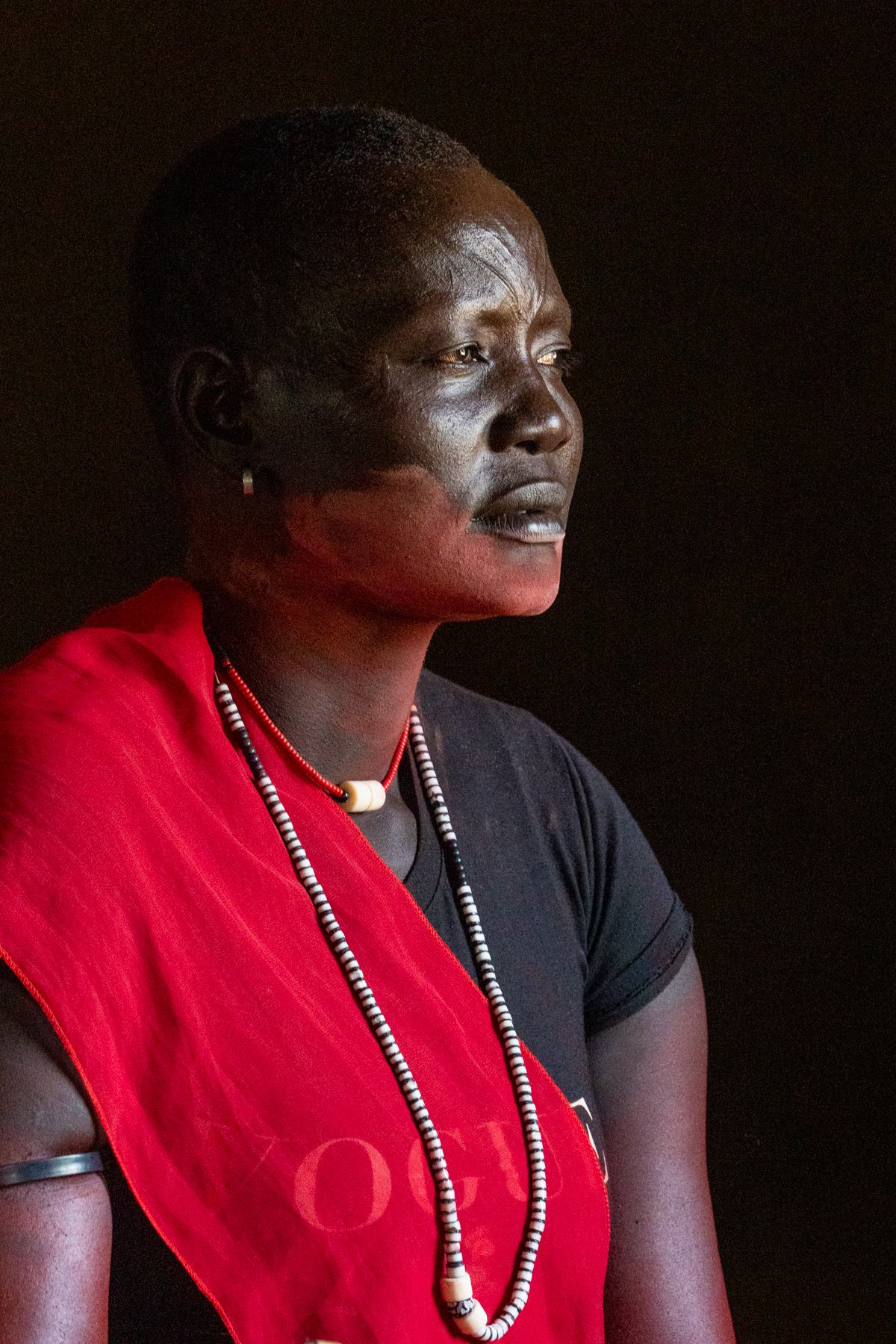 Profile of a Mundari woman (image by Inger Vandyke)