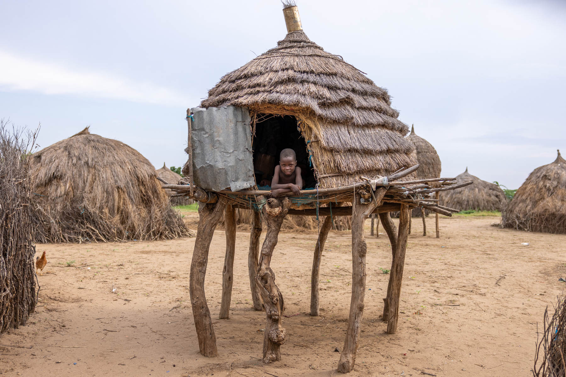 Granary of the Nyangatom tribe, built on stilts for storage. (image by Ingrid Koedood)