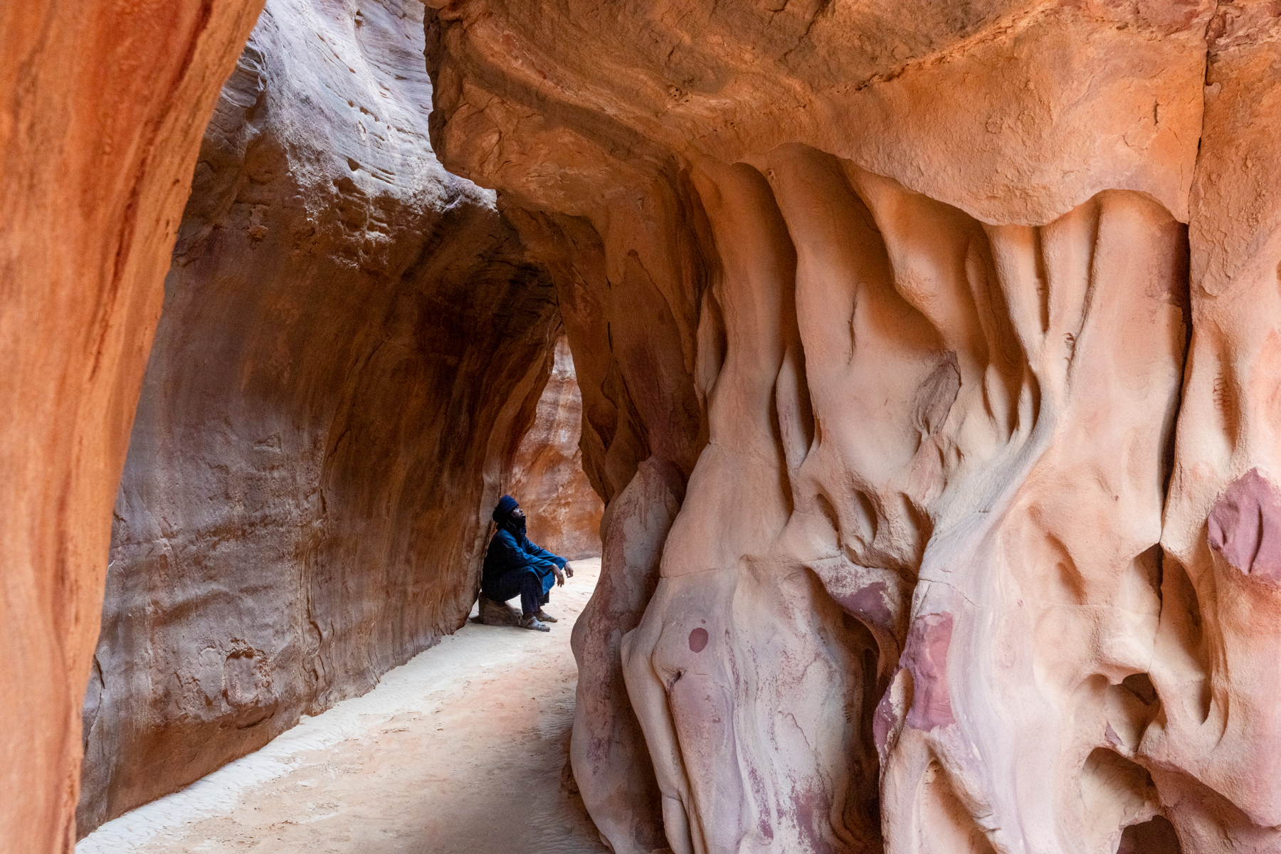 Inside the caverns of Le Cirque (image by Inger Vandyke)