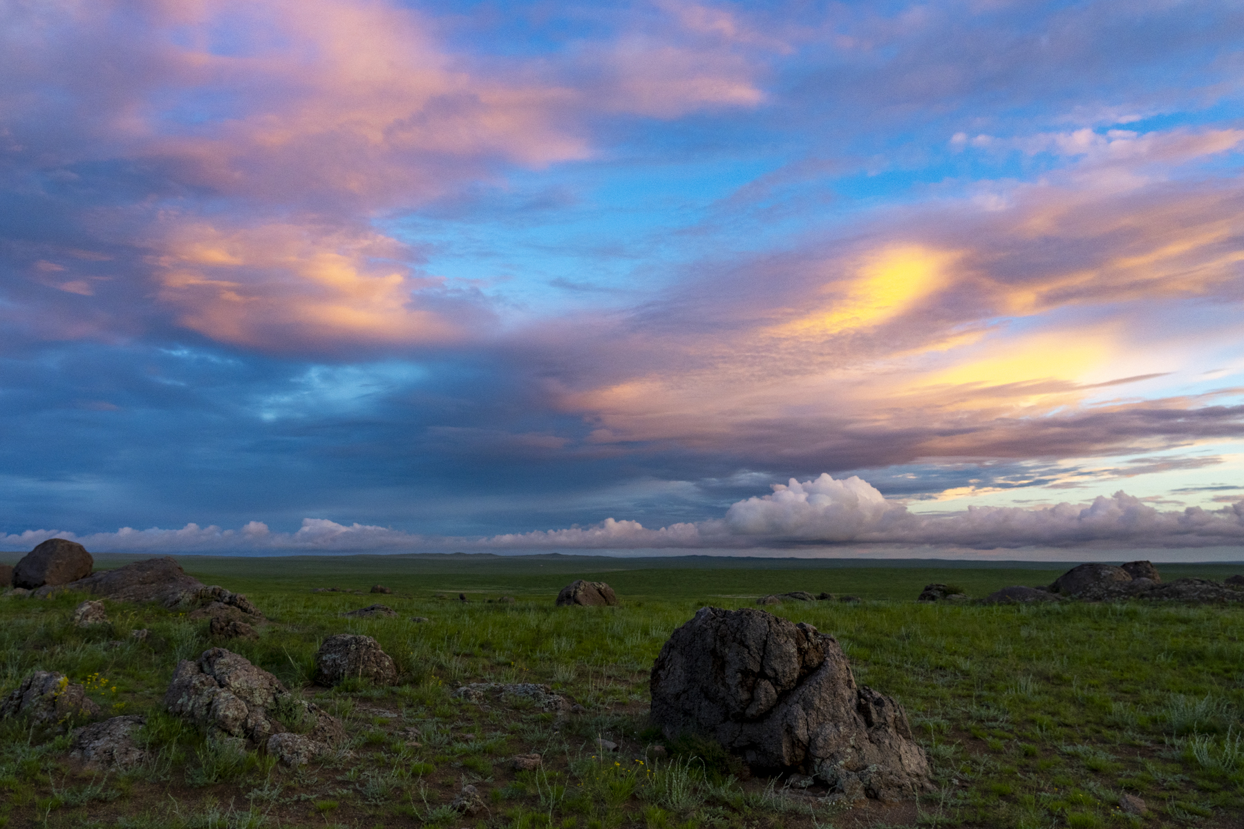 Eastern Mongolia is 'big sky country' (image by Mark Beaman)