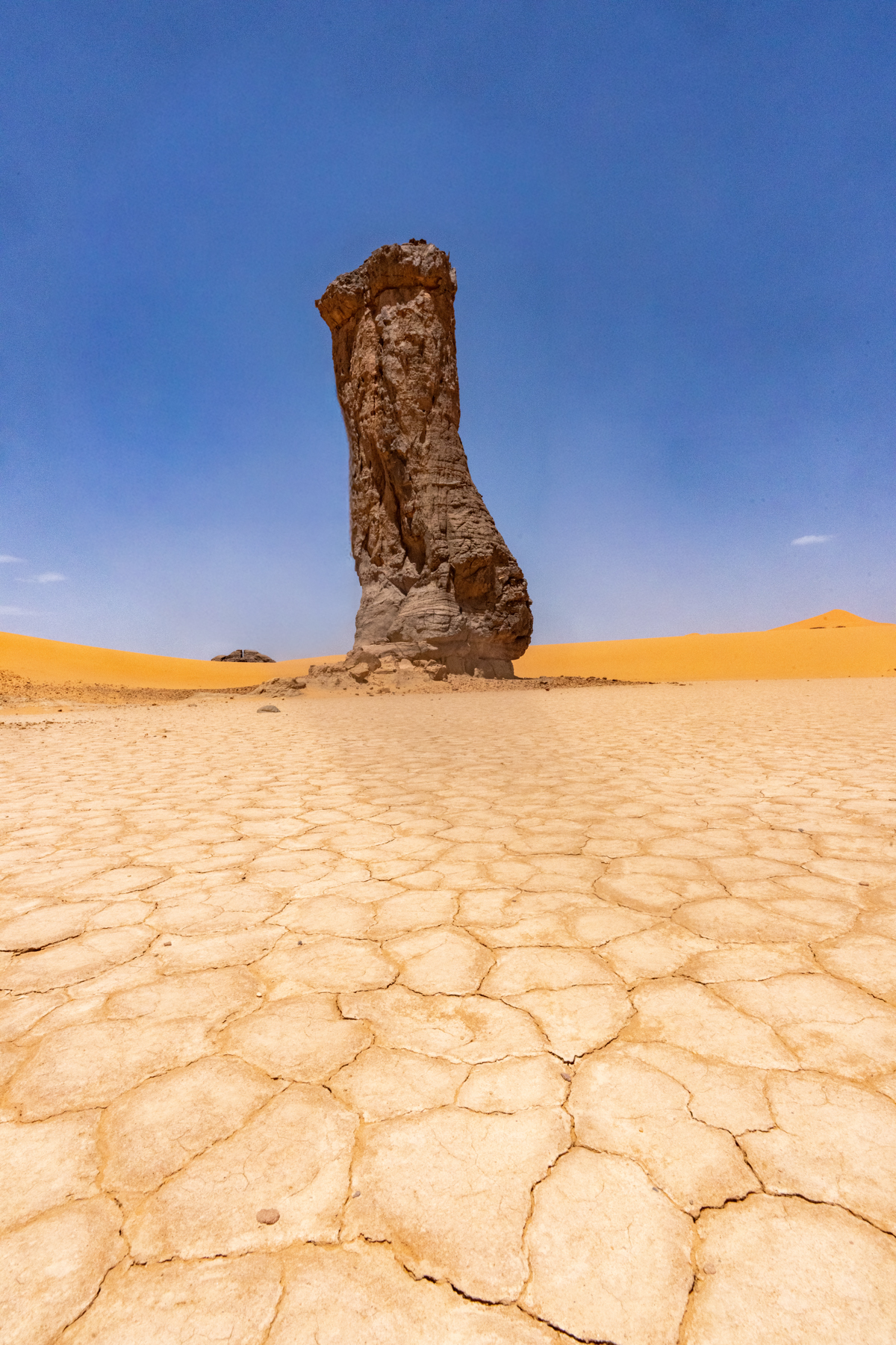 Tadrart rock pillar (image by Inger Vandyke)