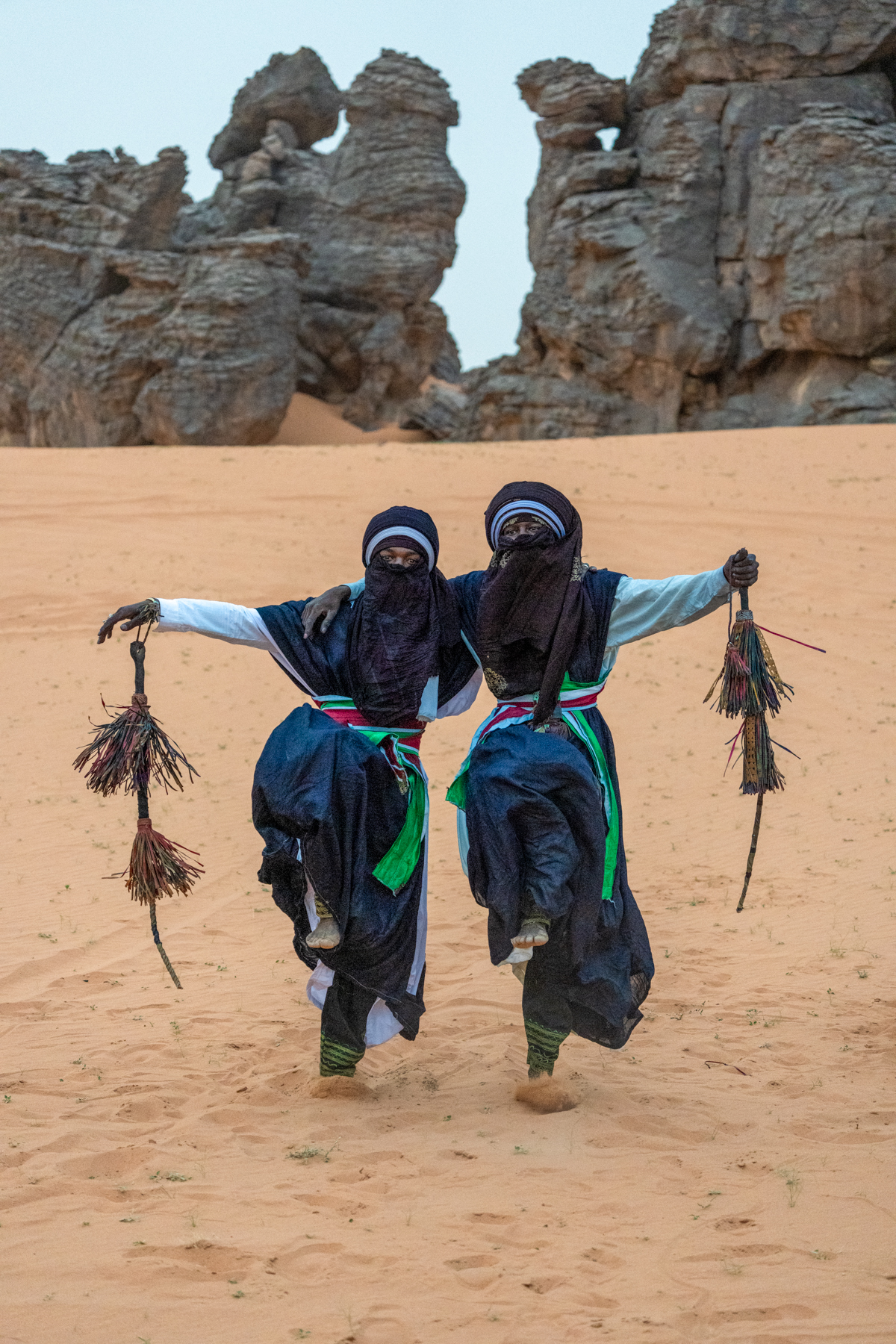 Tahamat dancers (image by Inger Vandyke)