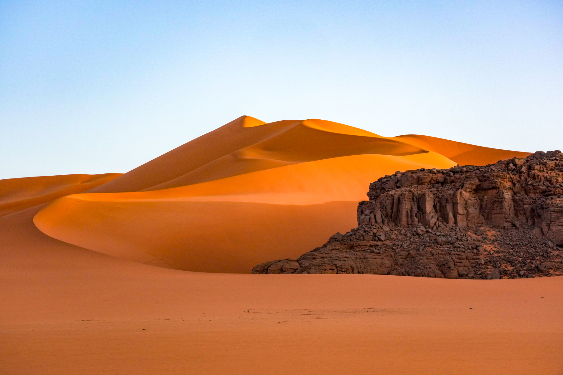 Tinmerzouga landscape (image by Inger Vandyke)