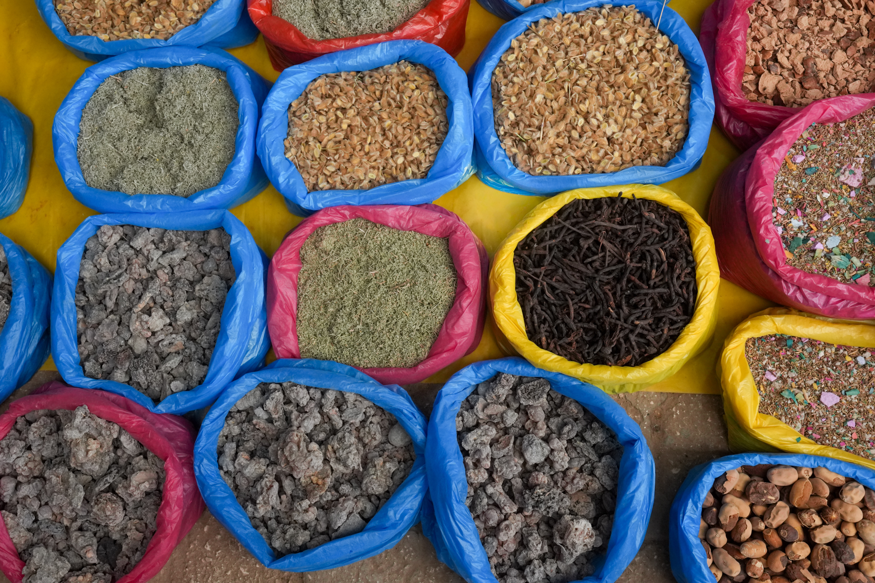 Traditional medicines for sale in the souk of Djanet (image by Inger Vandyke)