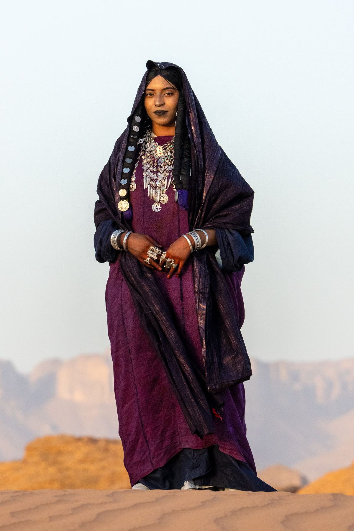 Tuareg girl in the desert (image by Inger Vandyke)