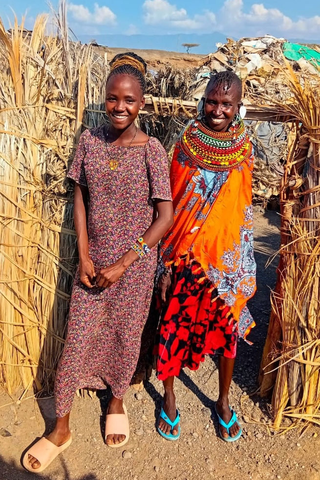 Veronica and her mother (image by Inger Vandyke)