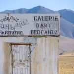 An abandoned place in the vast Mongolian landscape (image by Ingrid Koedood)