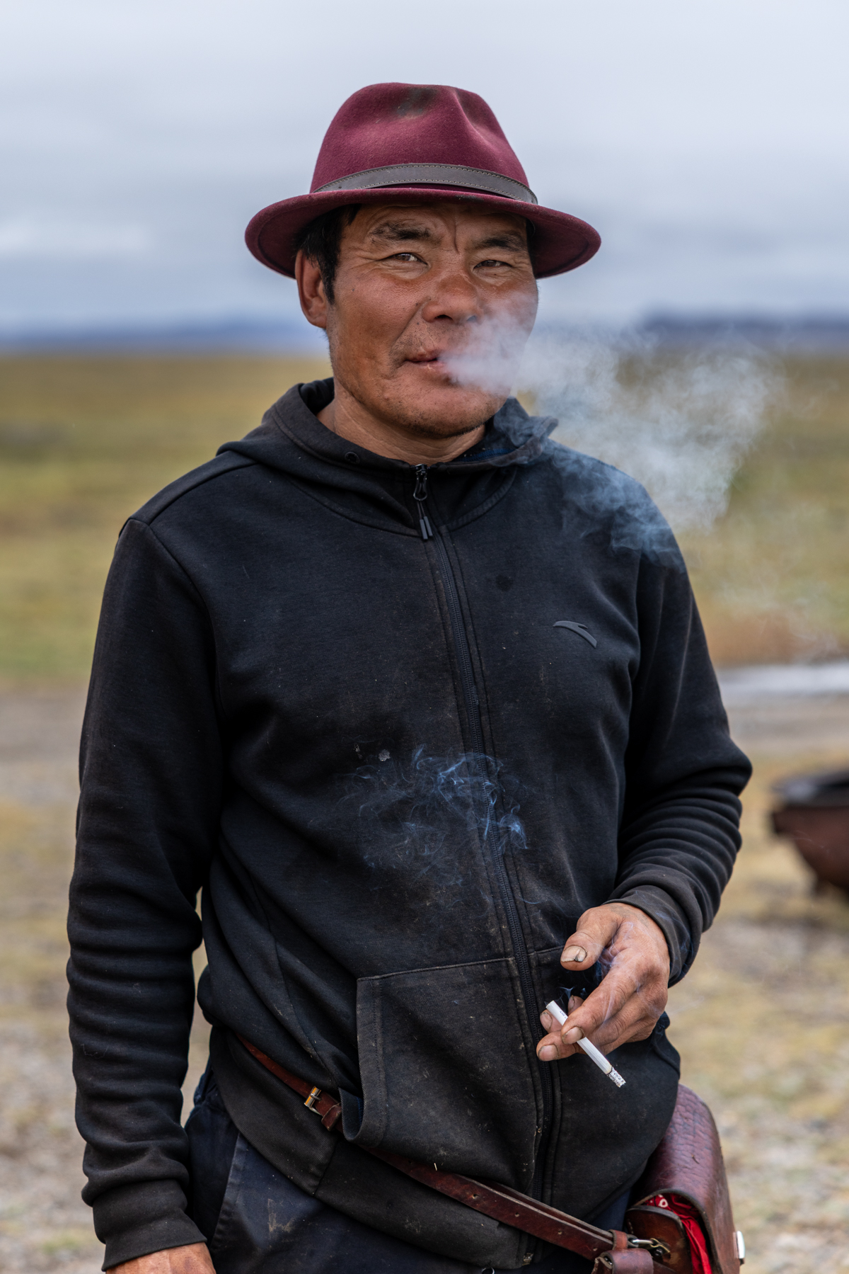 One last portrait before saying goodbye to the Mongolian family who had welcomed us into their ger for lunch (image by Ingrid Koedood)